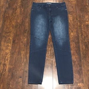 Like new cat and Jack kids jeggings  size 14